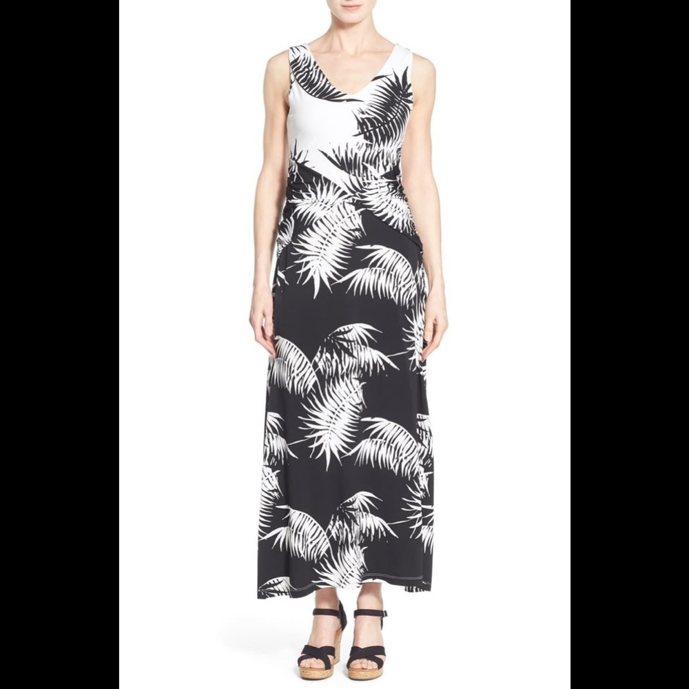 Vince Camuto Black & White Sleeveless Maxi Dress